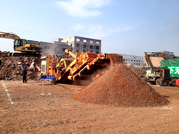 建筑垃圾移動破碎站哪種好？