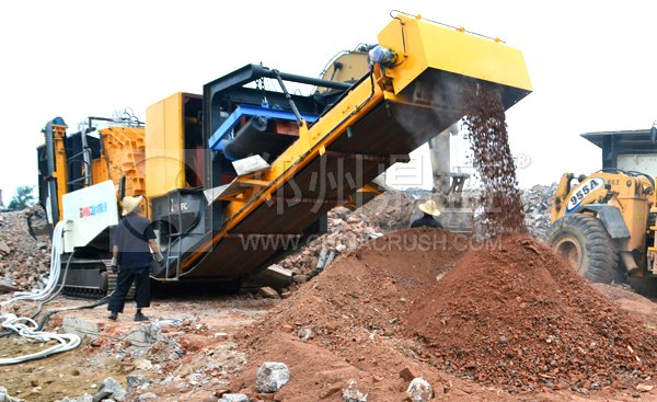 無揚塵油電兩用履帶式移動破碎站